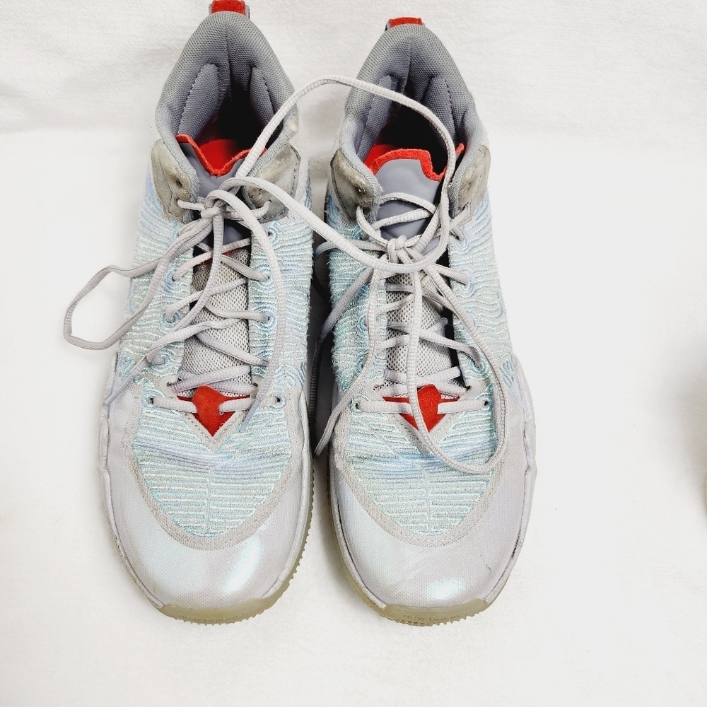 NEW BALANCE Two WXY Iridescent steel blue  Men's Size 10 Basketball Shoes